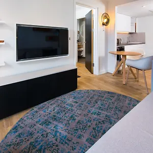 Staybridge 3* Cardiff